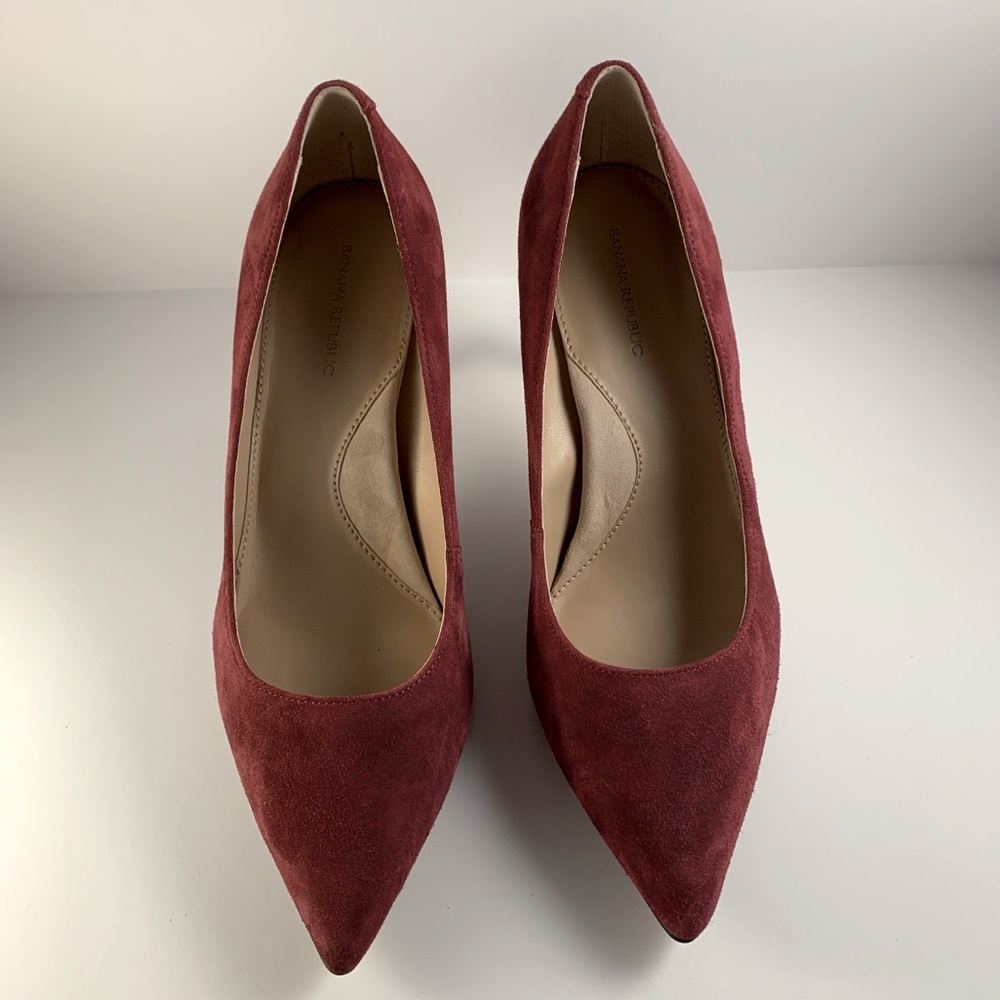 Banana Republic Pumps
